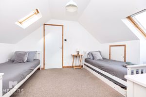 Photo 1- click for photo gallery